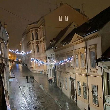 Apartman Ena Radiceva Zagreb Eksteriør bilde